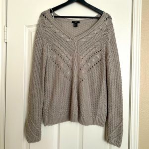 H&M grey sweater size Large
